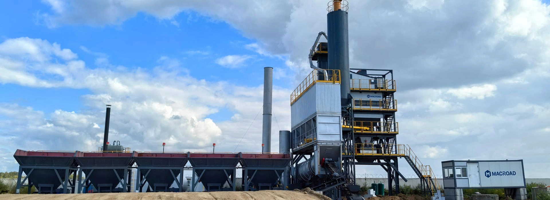 Macroad Pakistan Asphalt Plant image