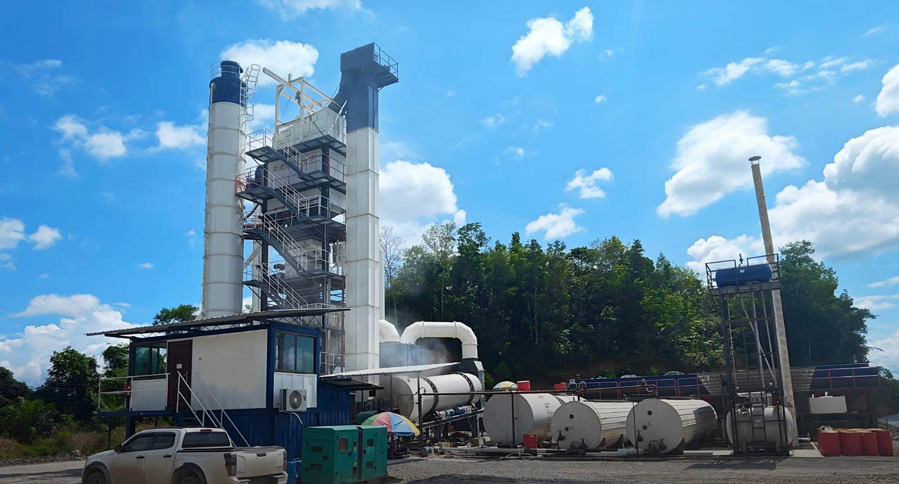 Malaysia ALQ120 asphalt plant Project with Continuous Output in Tropical Rainbelt
