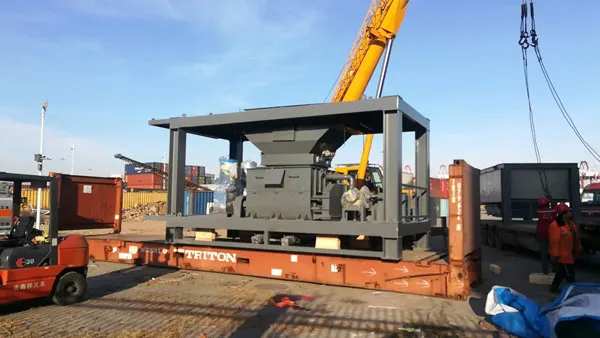 Loading Asphalt Mixer