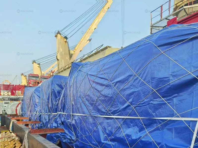 Loading of Asphalt Distributor Trucks