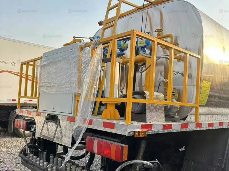 Unloading of Asphalt Distributor