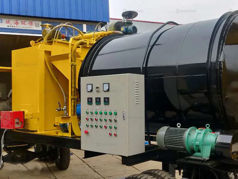 PLC control system in Macroad asphalt mixer machine