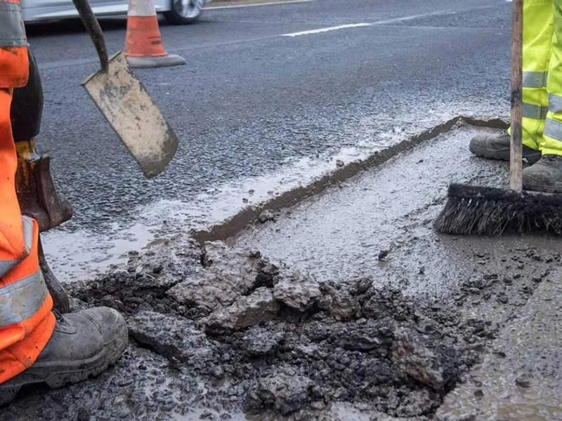 ALYQ90 easy with mountainous or plateau highway expansion projects